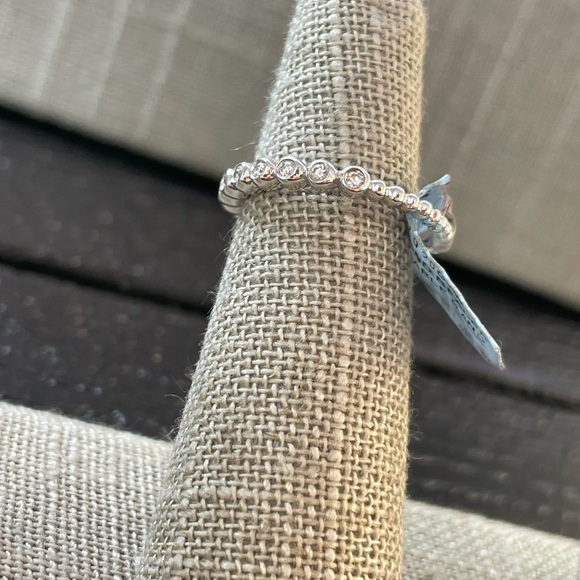 NWT 14k white gold stackable diamond beaded eternity band ring 0.20ctw - Picture 4 of 7